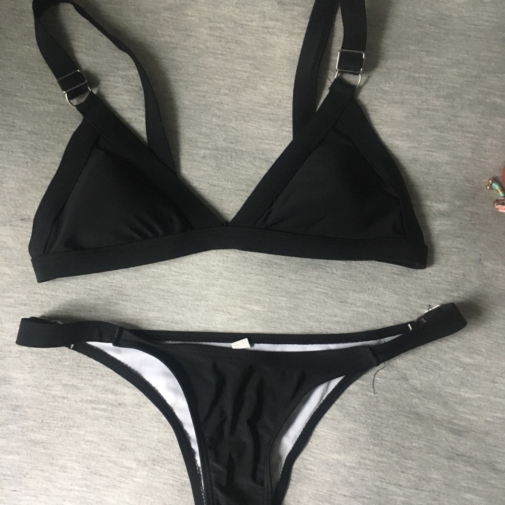 Black Bikini